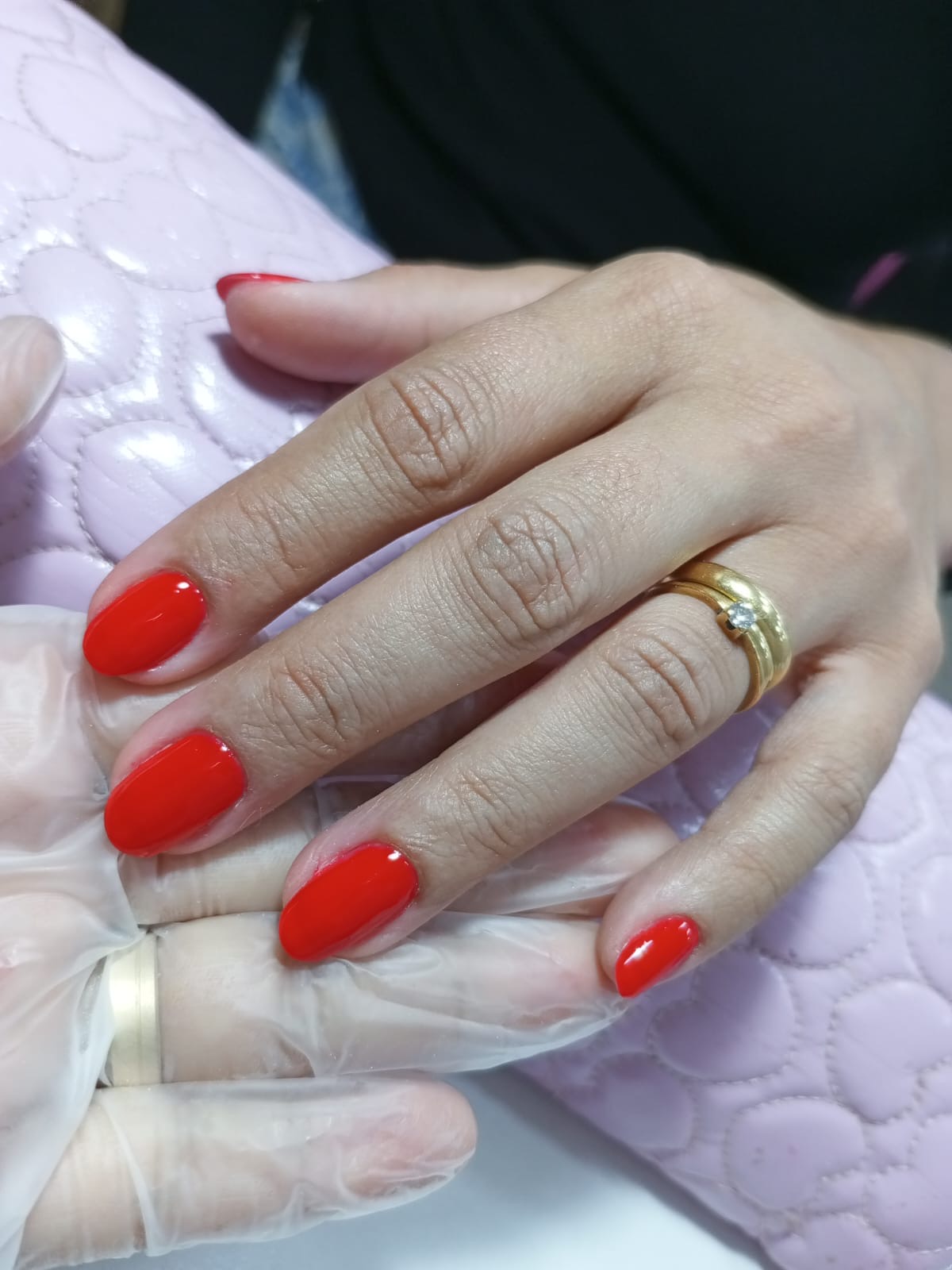 Esmaltação vermelha realizada no JCapelli